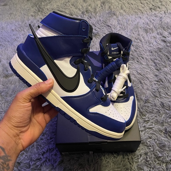Nike dunk ambush